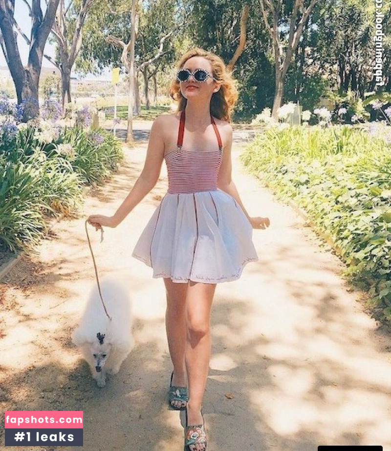 Kathryn Newton gallery photo #146