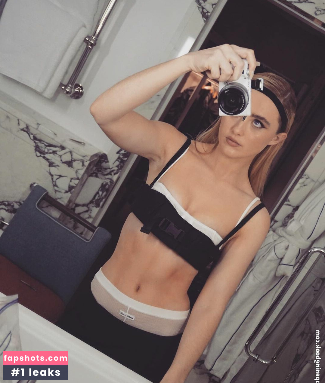 Kathryn Newton gallery photo #67