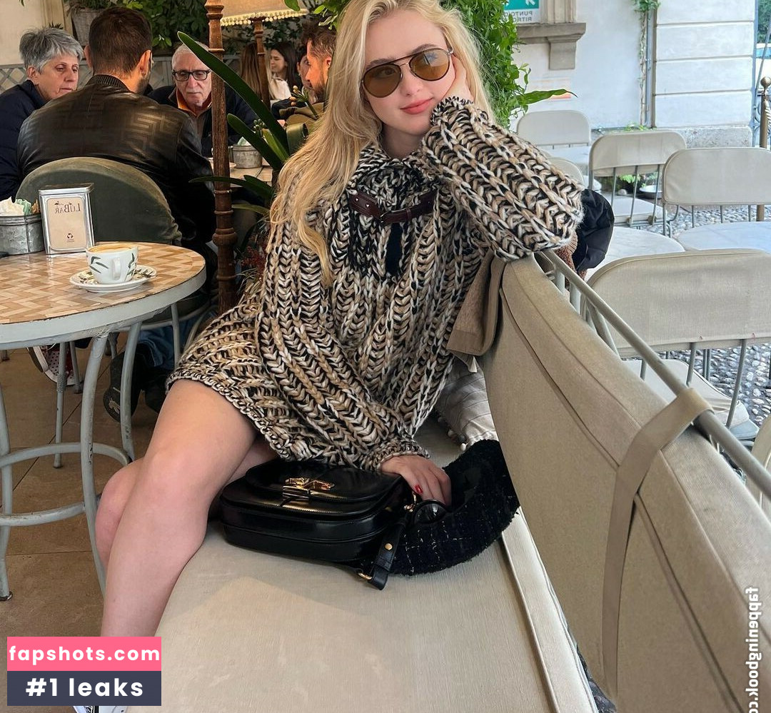 Kathryn Newton gallery photo #95