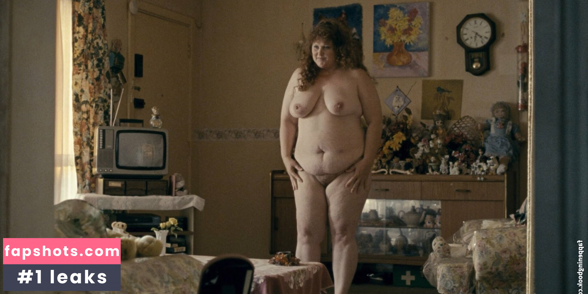 Kathryn Wissel nude babe gallery