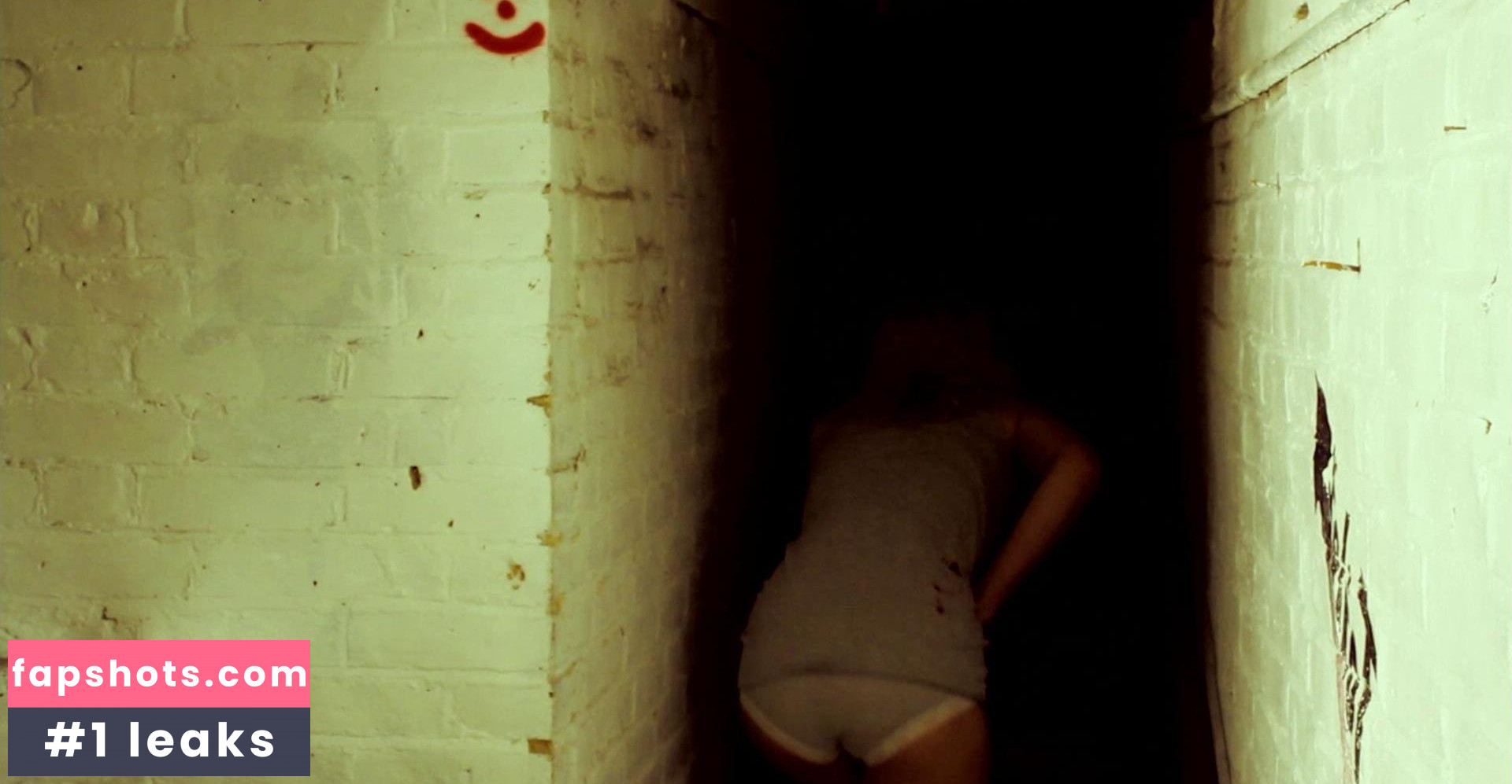 Katie Alexander Thom Nude Leaks OnlyFans Photos #3 - LeakJerk