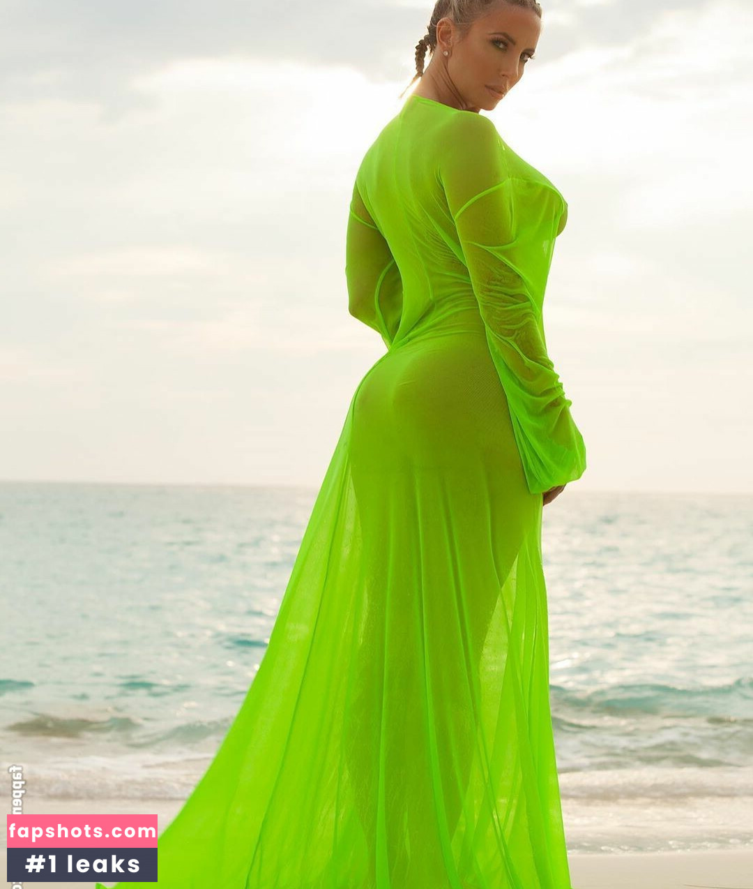 Katie Allen gallery photo #39