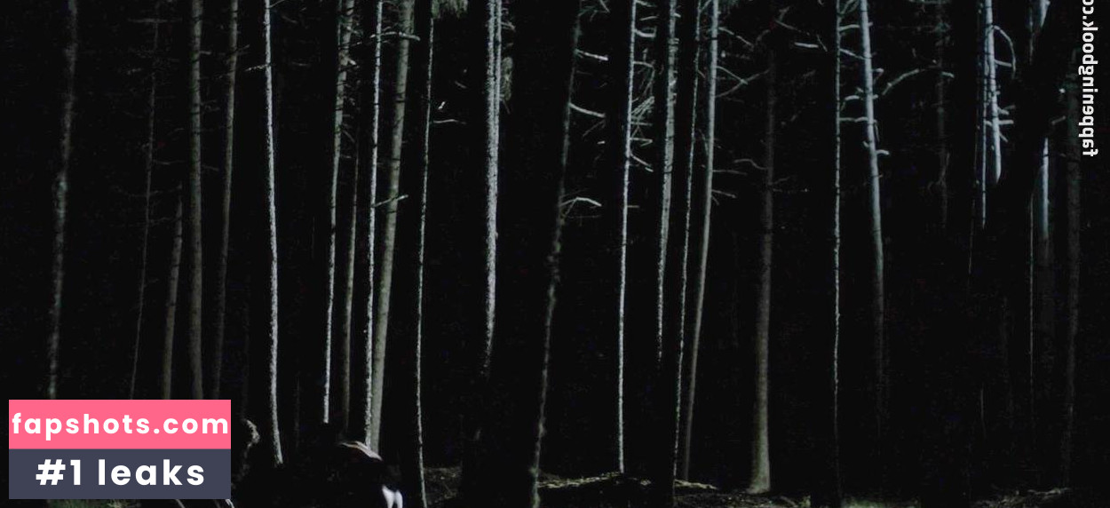 Katie Aselton gallery photo #42