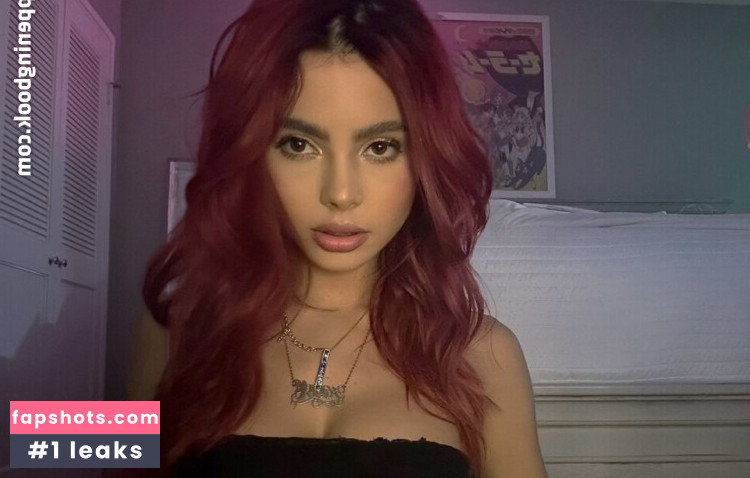 Katie Bell gallery photo #51