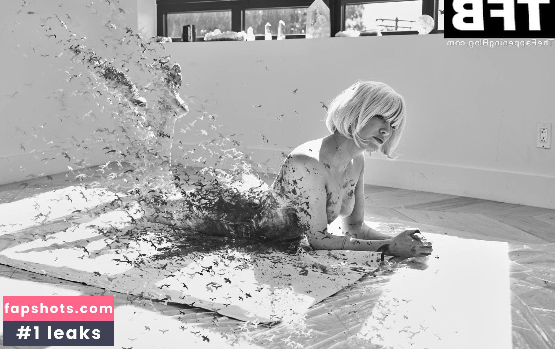 Katie Cassidy gallery photo #133