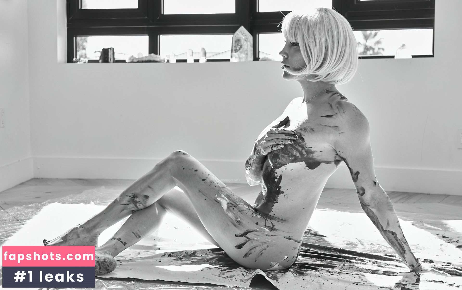 Katie Cassidy gallery photo #137