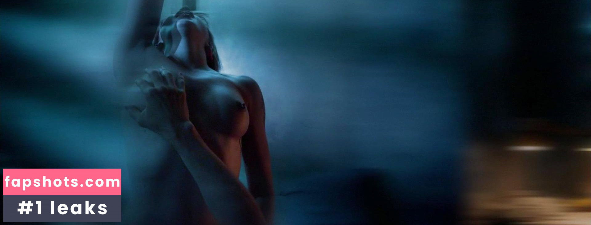 Katie Cassidy gallery photo #157