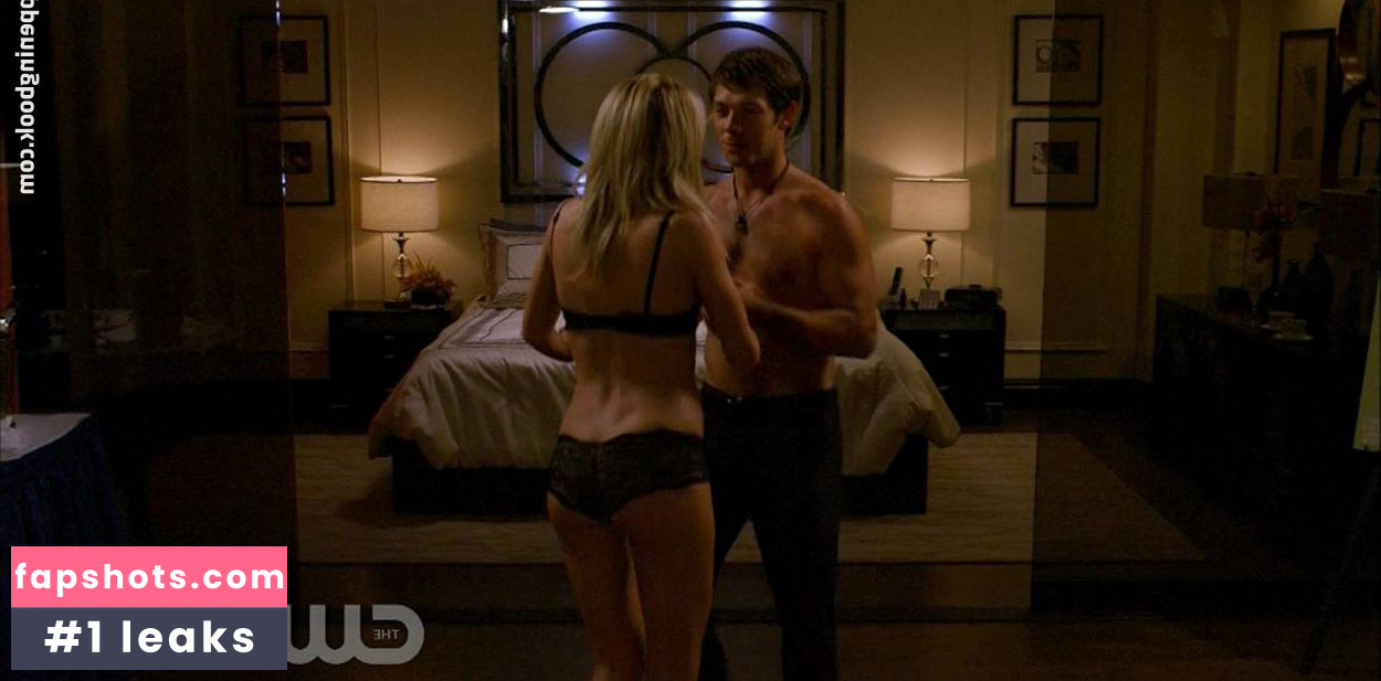 Katie Cassidy gallery photo #161