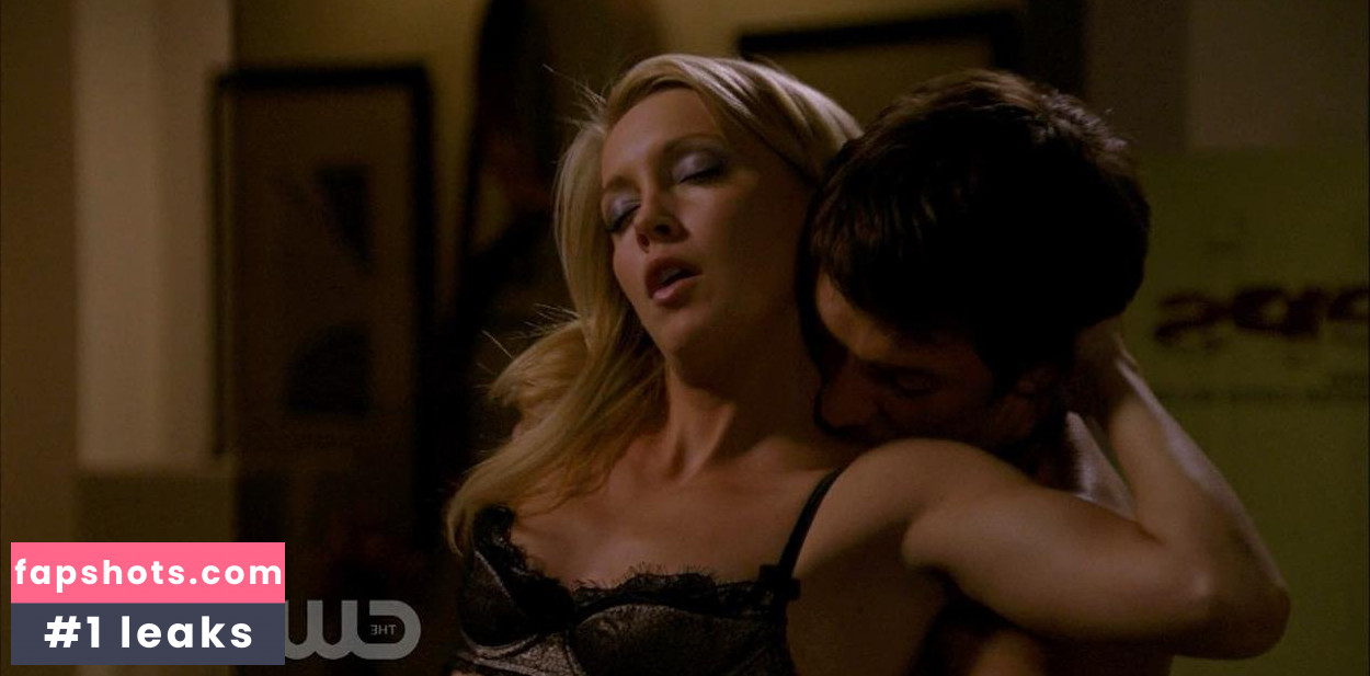 Katie Cassidy gallery photo #174