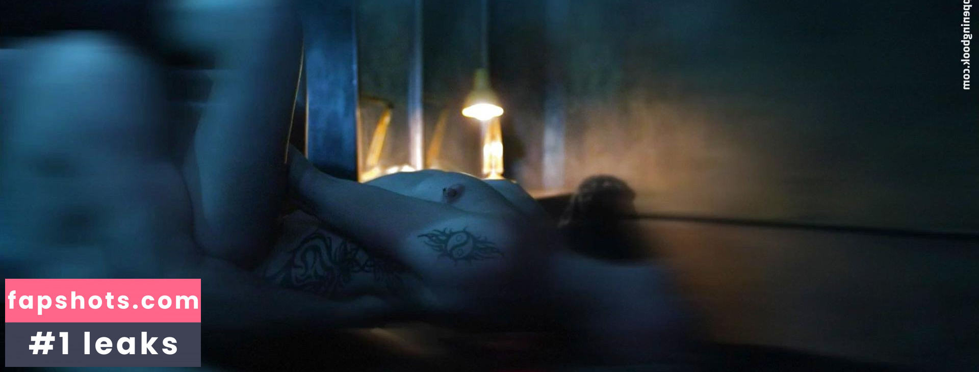 Katie Cassidy gallery photo #186