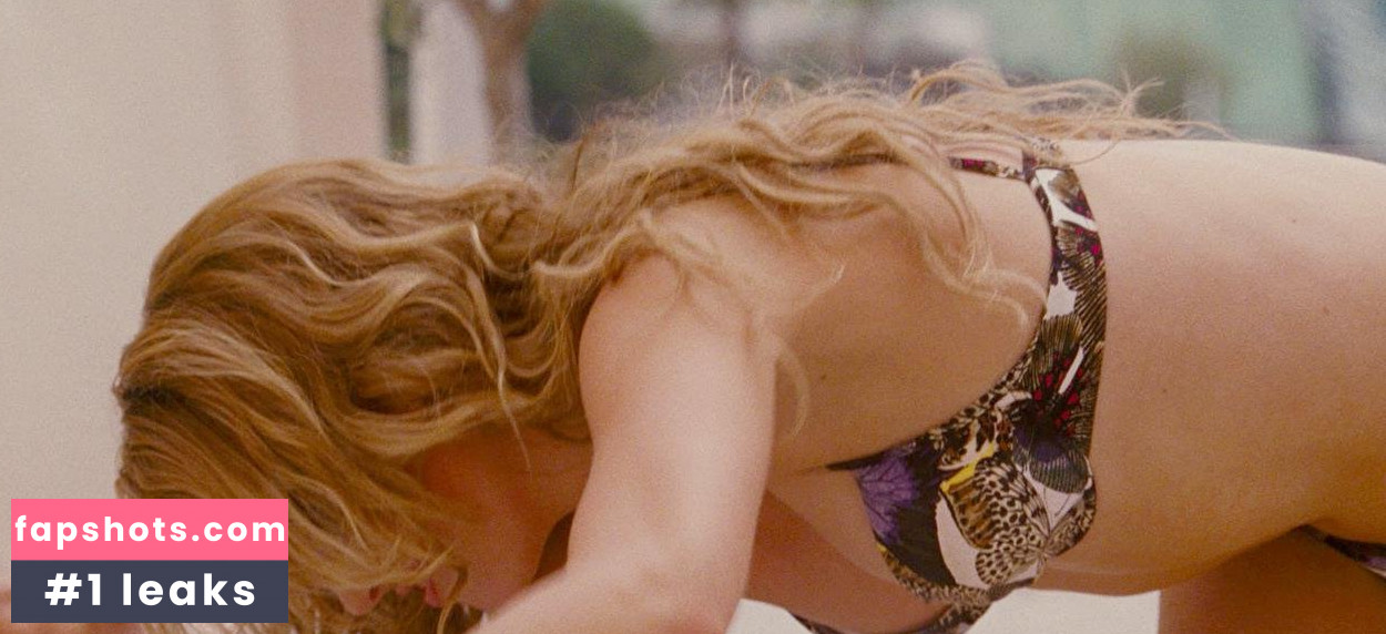 Katie Cassidy gallery photo #188