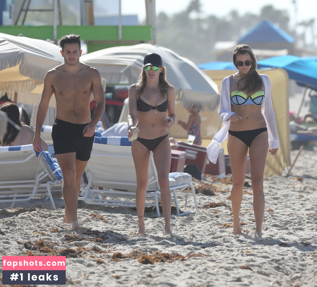 Katie Cassidy gallery photo #226