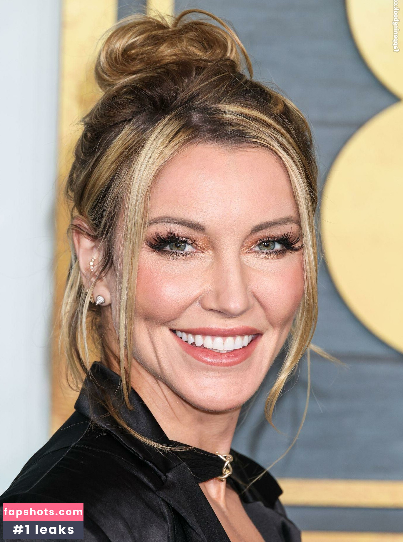 Katie Cassidy gallery photo #29