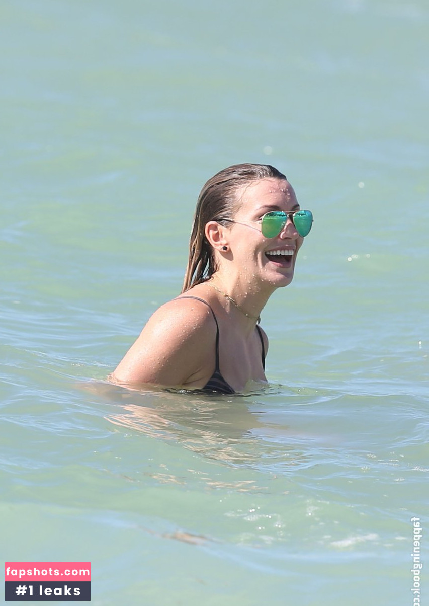 Katie Cassidy gallery photo #292