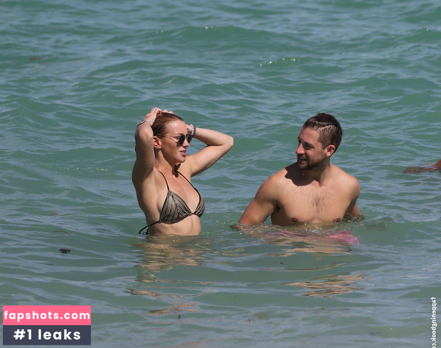 Katie Cassidy gallery photo #515