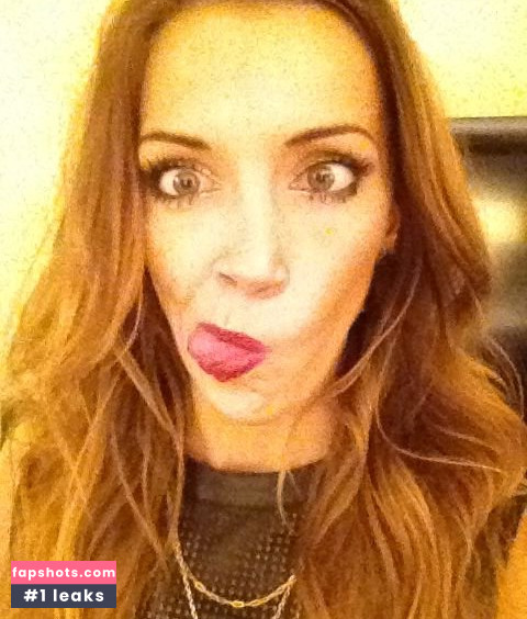 Katie Cassidy gallery photo #559