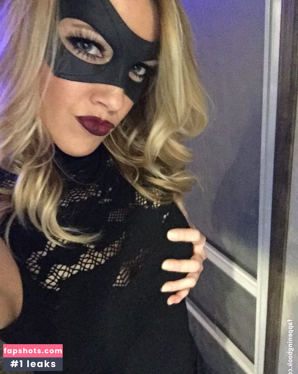 Katie Cassidy gallery photo #591