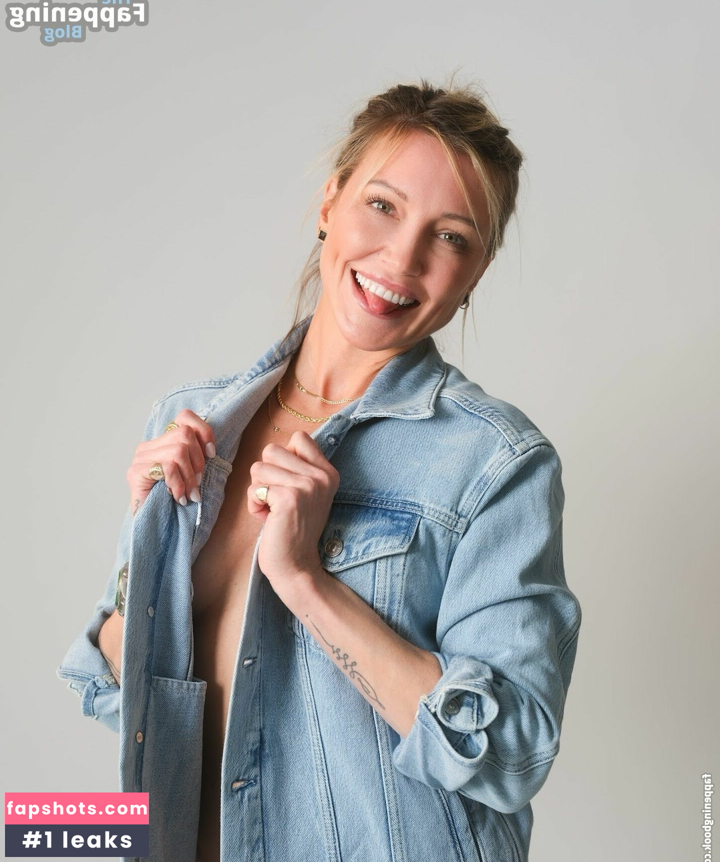 Katie Cassidy gallery photo #79