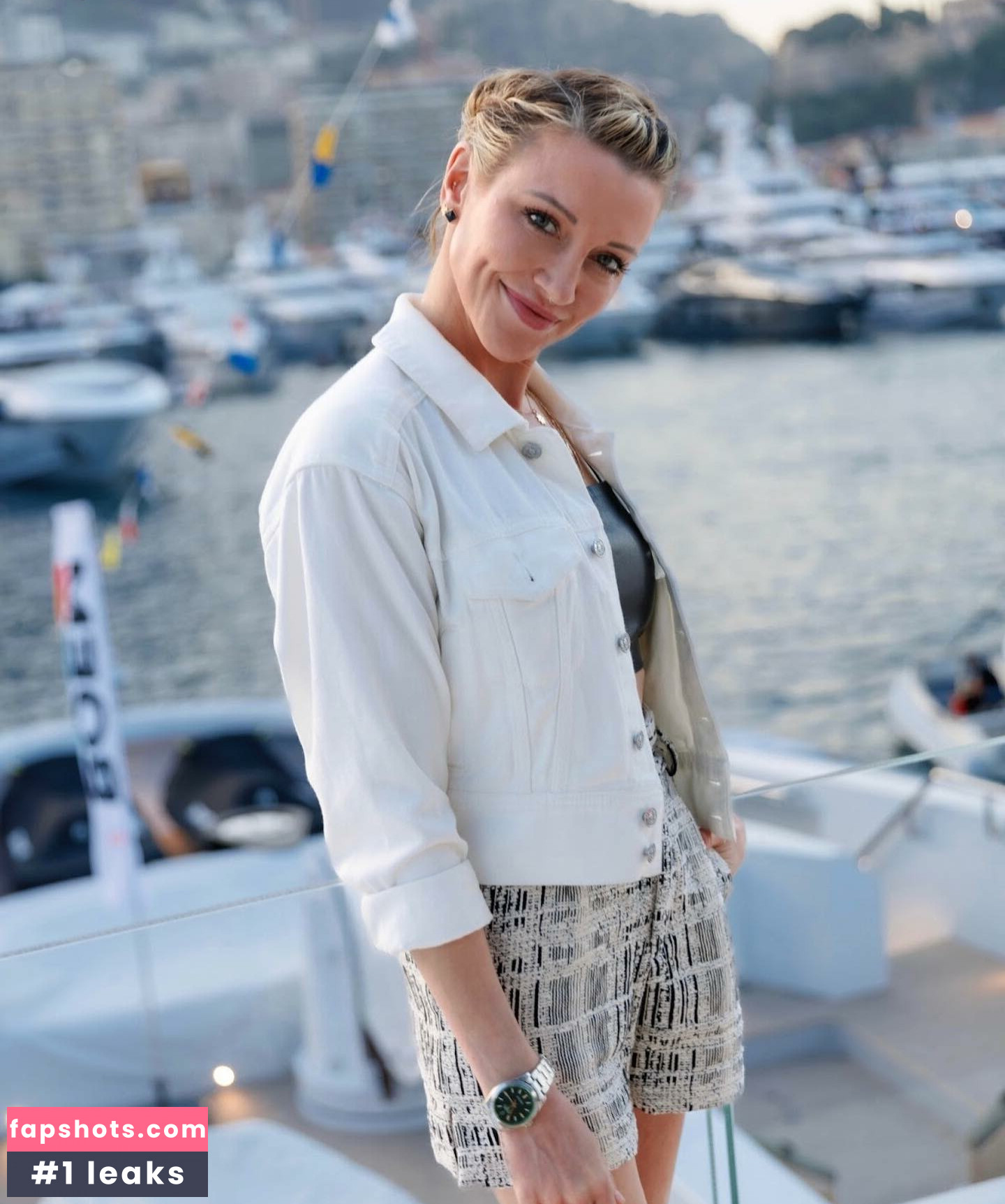 Katie Cassidy gallery photo #82