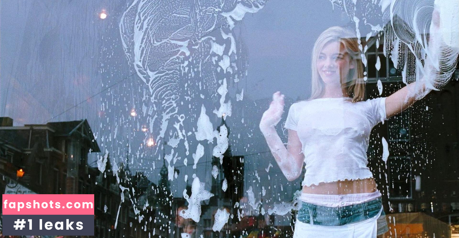 Katie Downes gallery photo #2