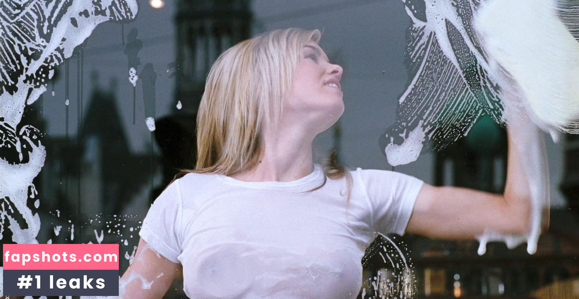 Katie Downes gallery photo #3