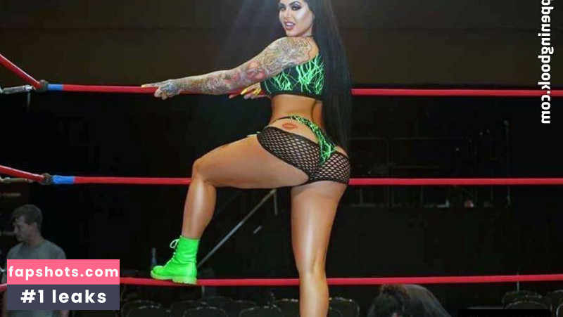 Katie Forbes gallery photo #3