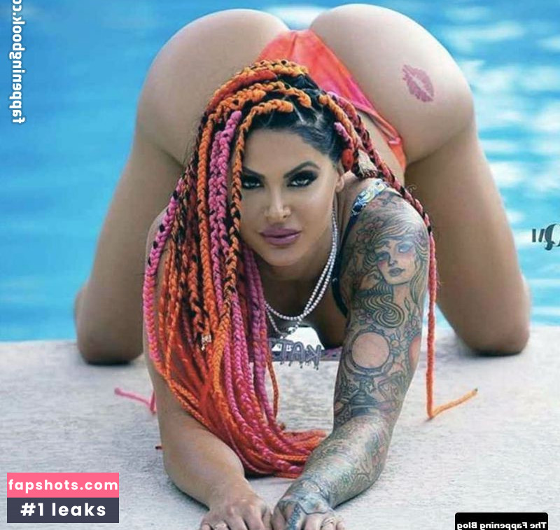 Katie Forbes gallery photo #36