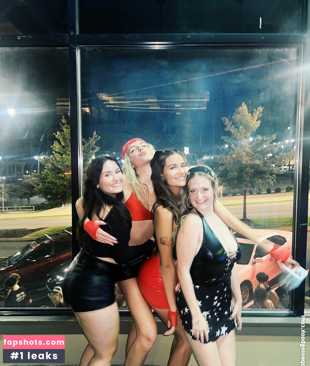 Katie Gilmore gallery photo #7