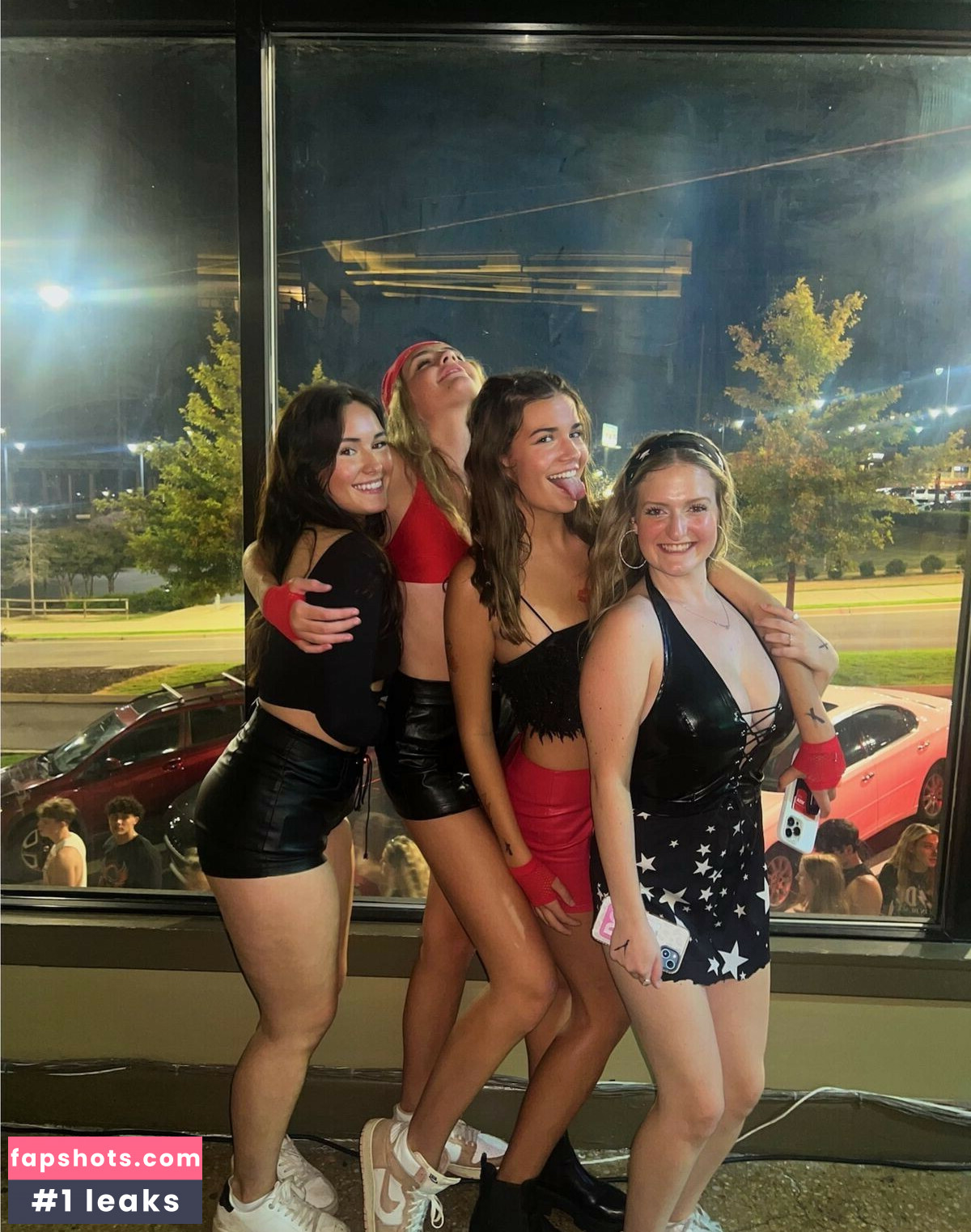 Katie Gilmore gallery photo #8