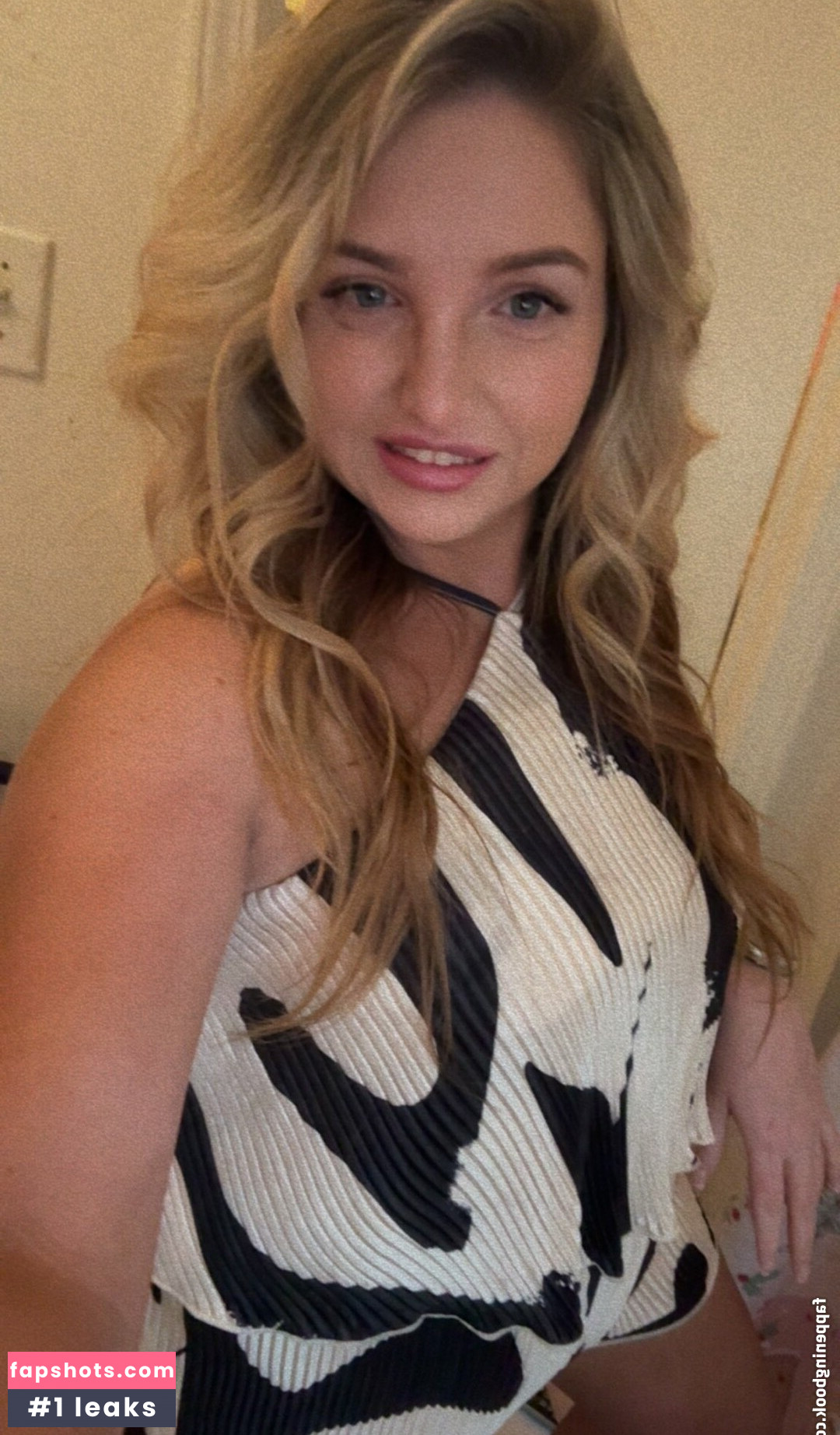 Katie Kate Breuer gallery photo #2