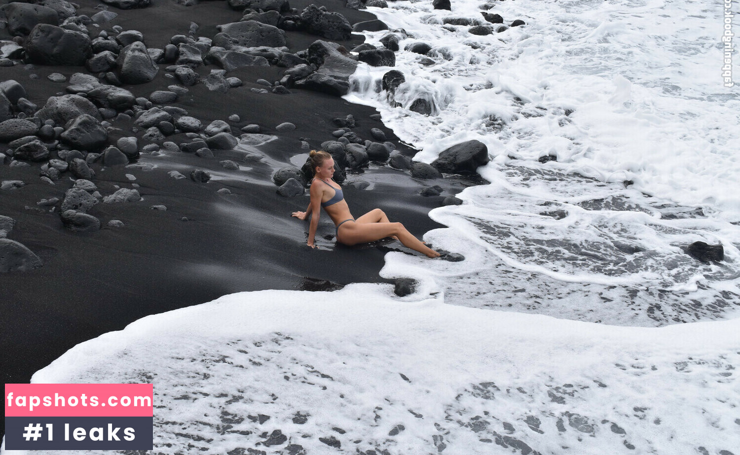 Katie Pentz gallery photo #27