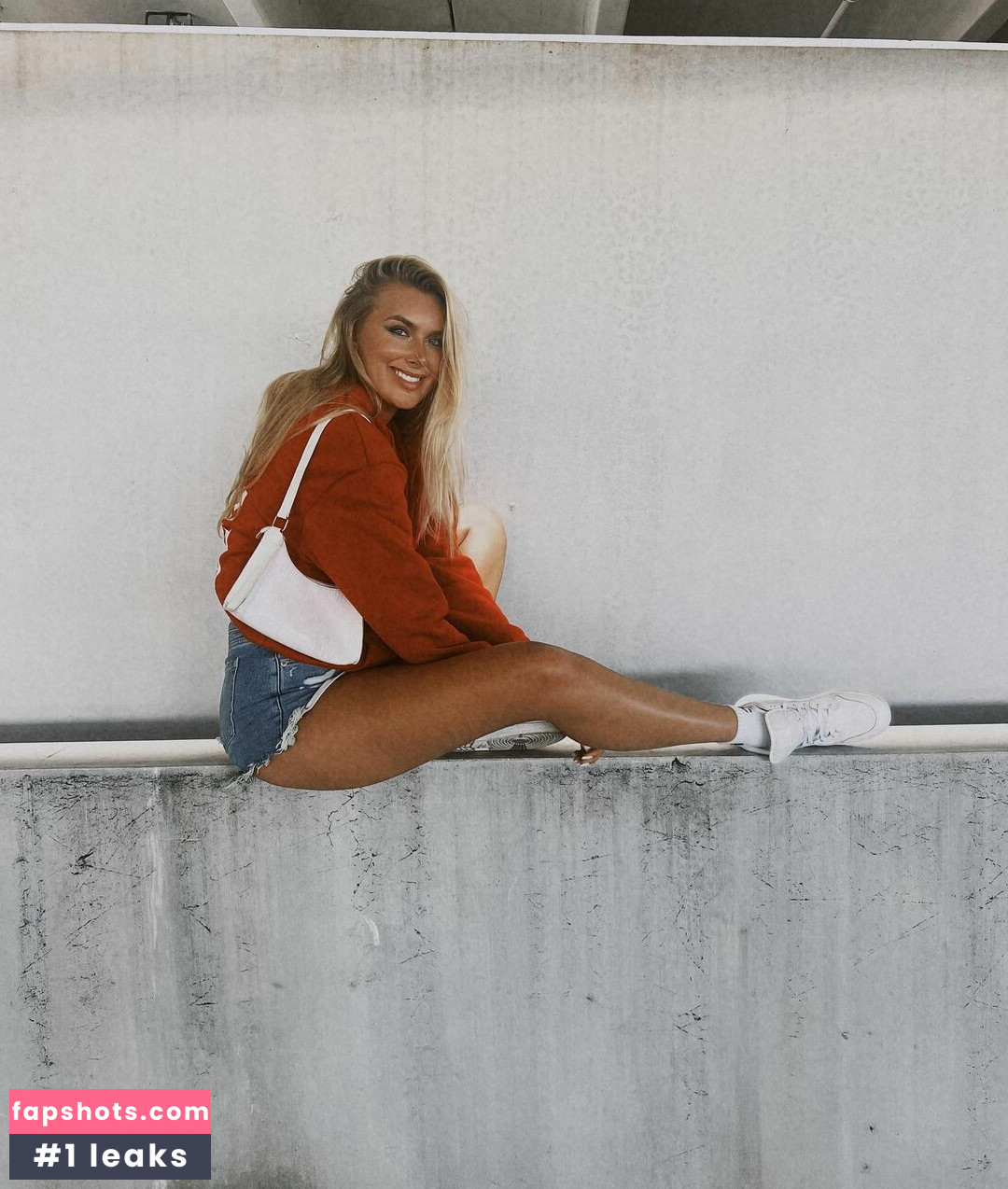 Katie Pierce Nude Leaks OnlyFans Photos #7 - LeakJerk