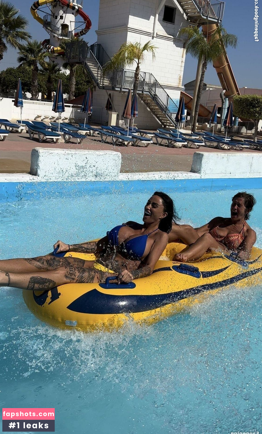 Katie Price gallery photo #11