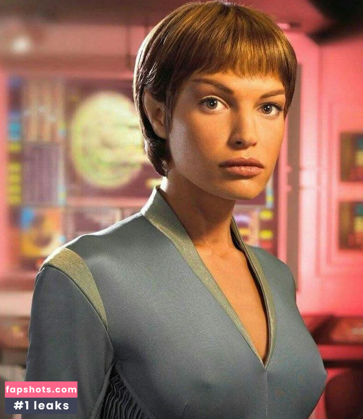 Katie Price gallery photo #5