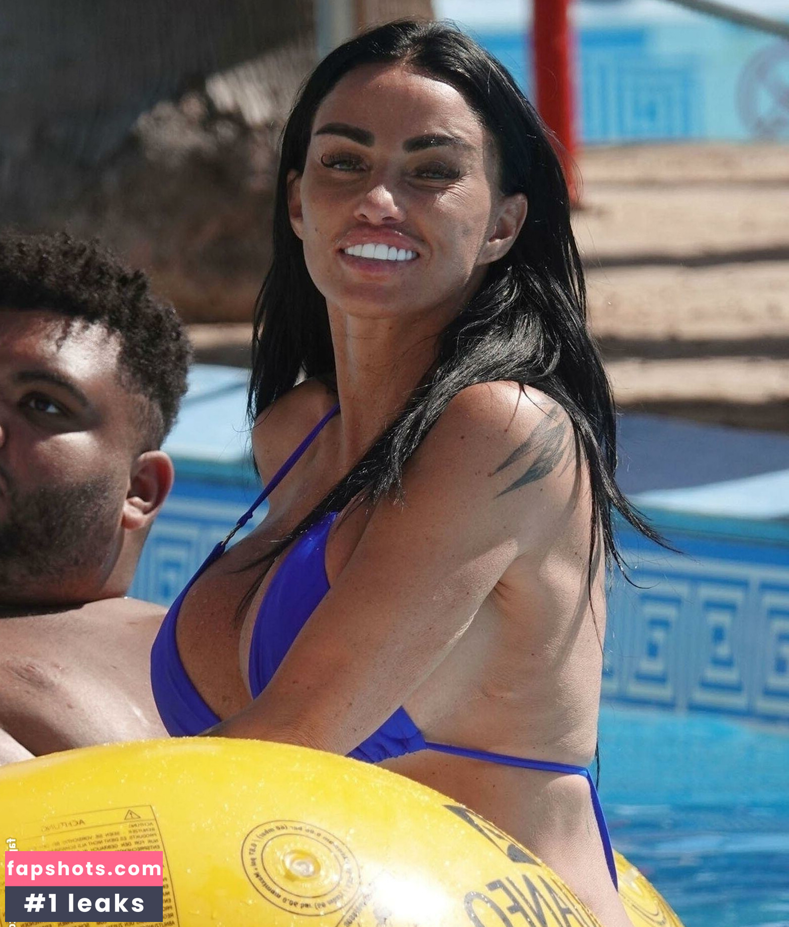 Katie Price gallery photo #46