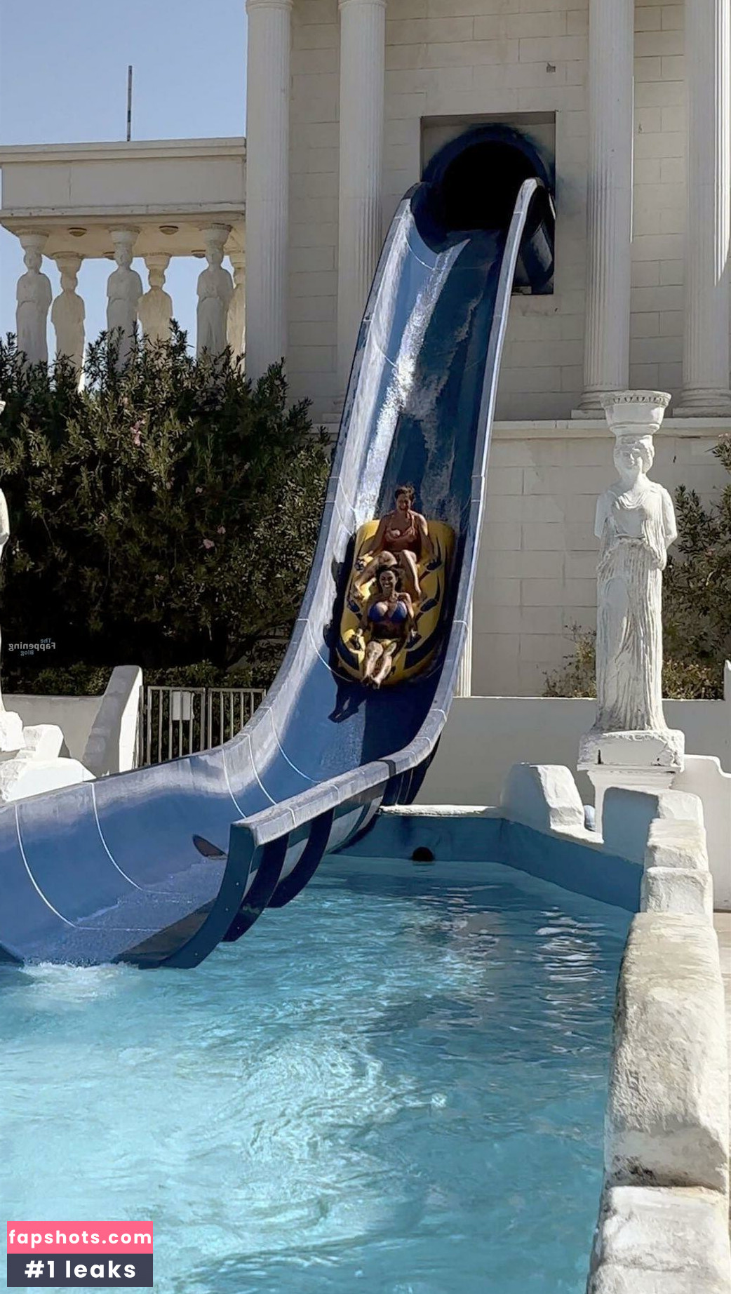 Katie Price gallery photo #10