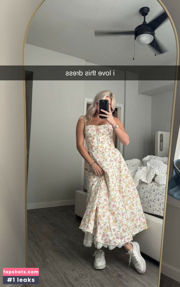 Katie Sigm gallery photo #18