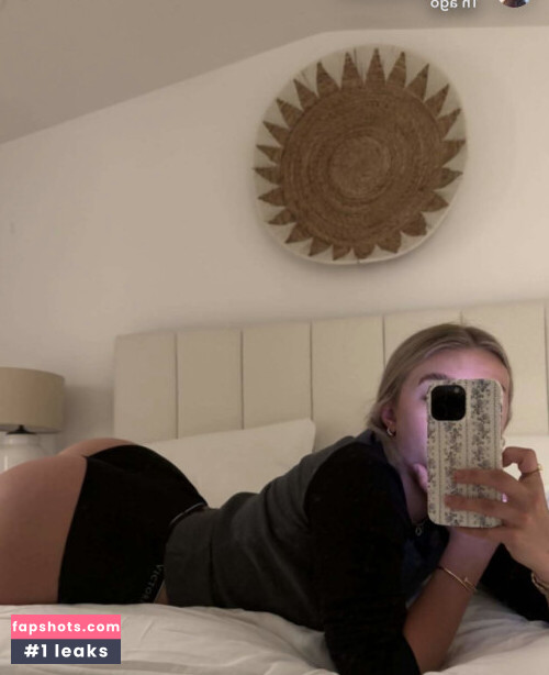 Katie Sigmond gallery photo #142