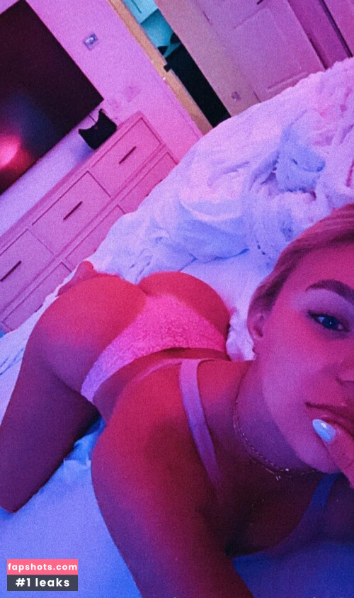 Katie Sigmond gallery photo #155