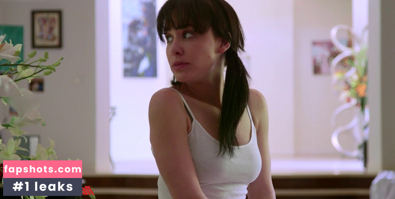 Katie St Ives gallery photo #5