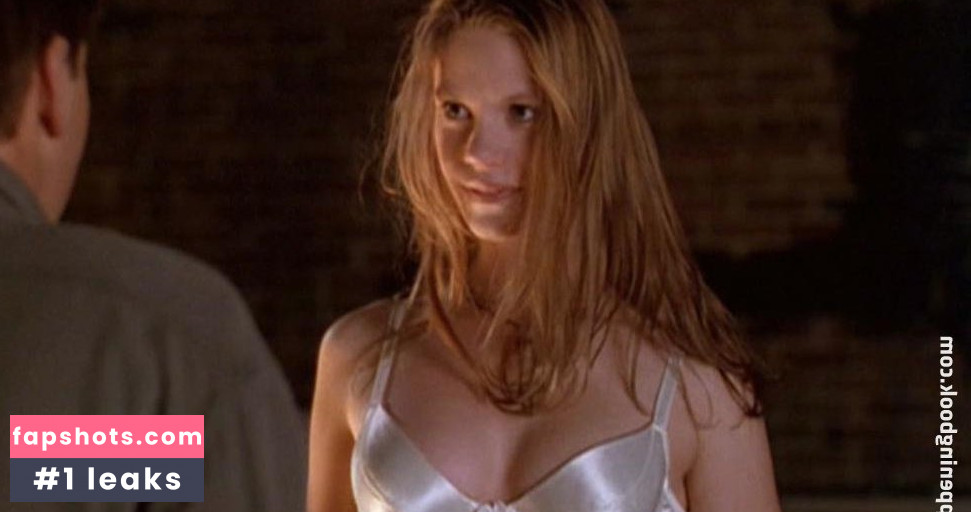 Katie Wright gallery photo #12