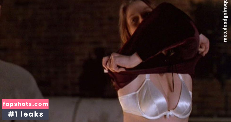 Katie Wright gallery photo #15