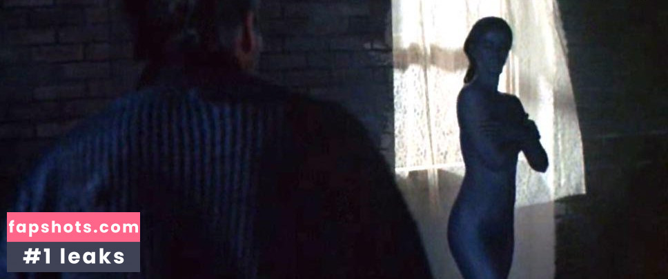 Katie Wright gallery photo #7