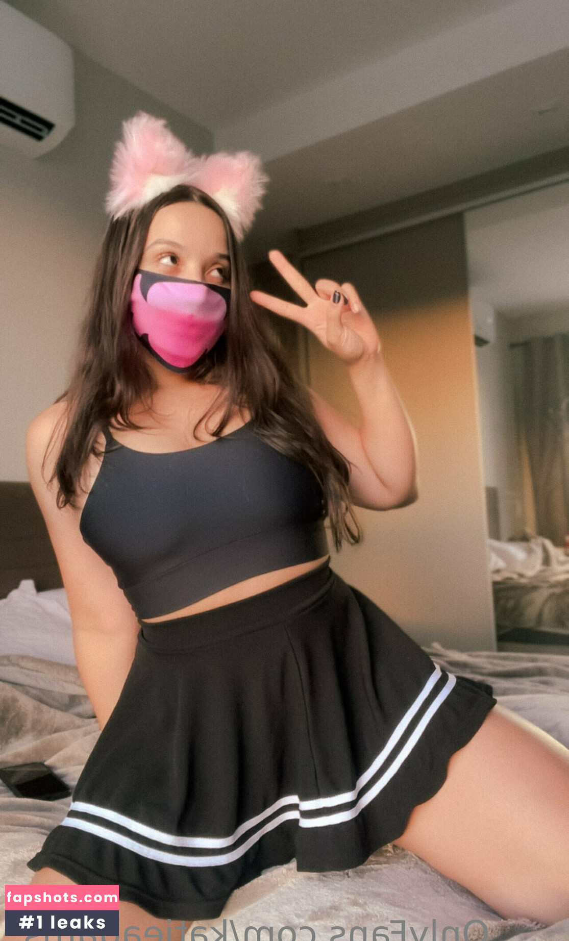 katieadams_ gallery photo #7