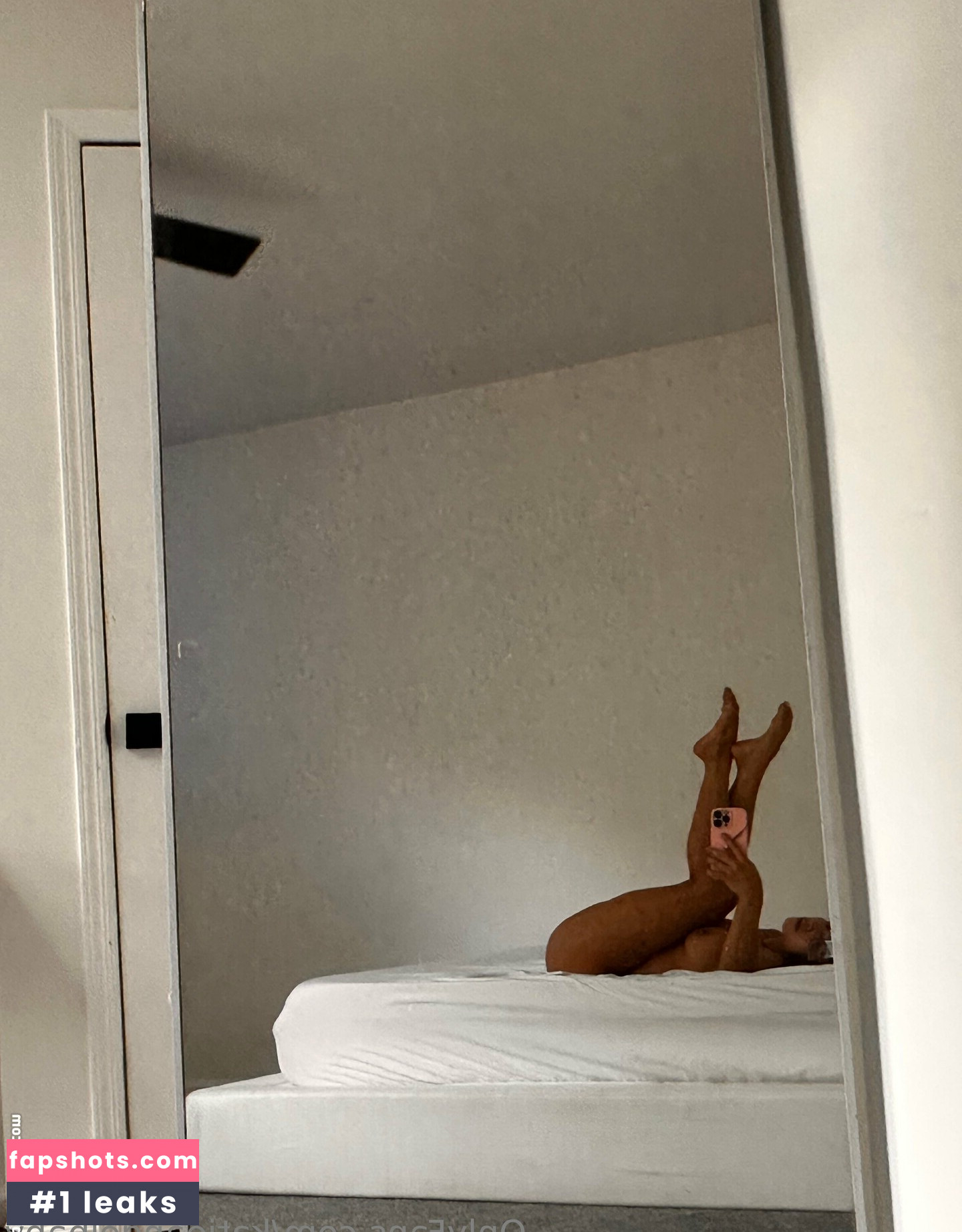 katieangelbaby gallery photo #3