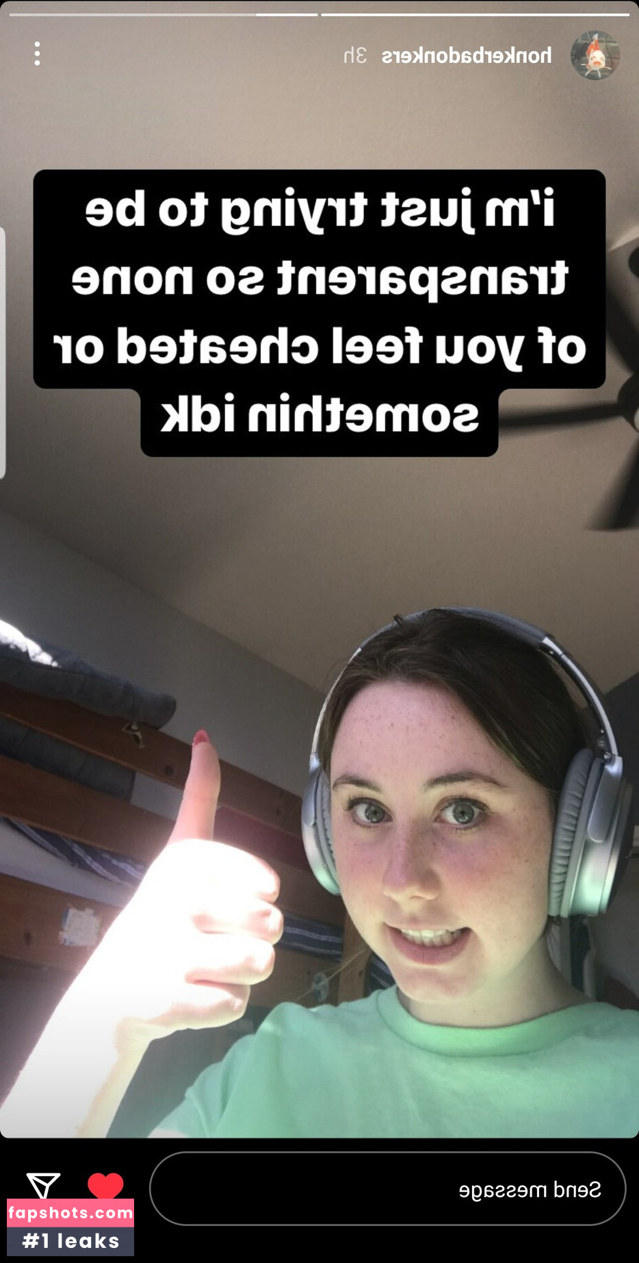 Katiebuggyboo gallery photo #16