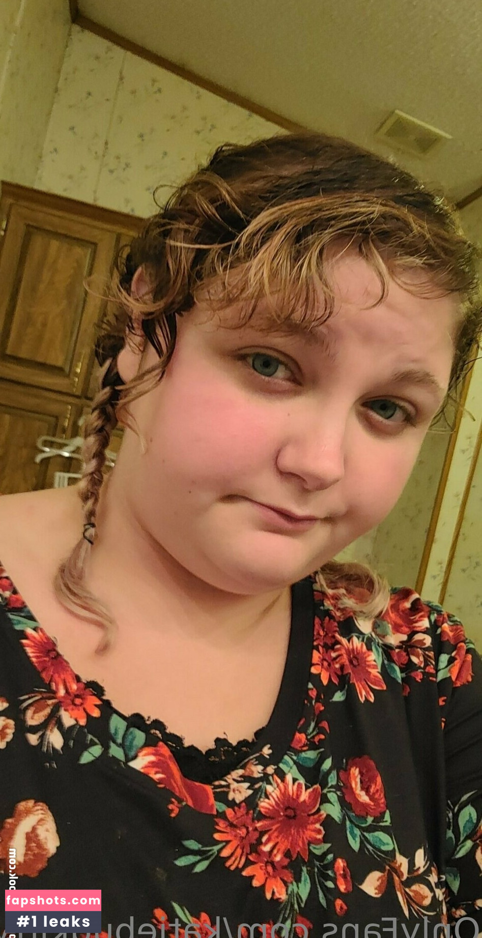 katiebugkitty122 gallery photo #18