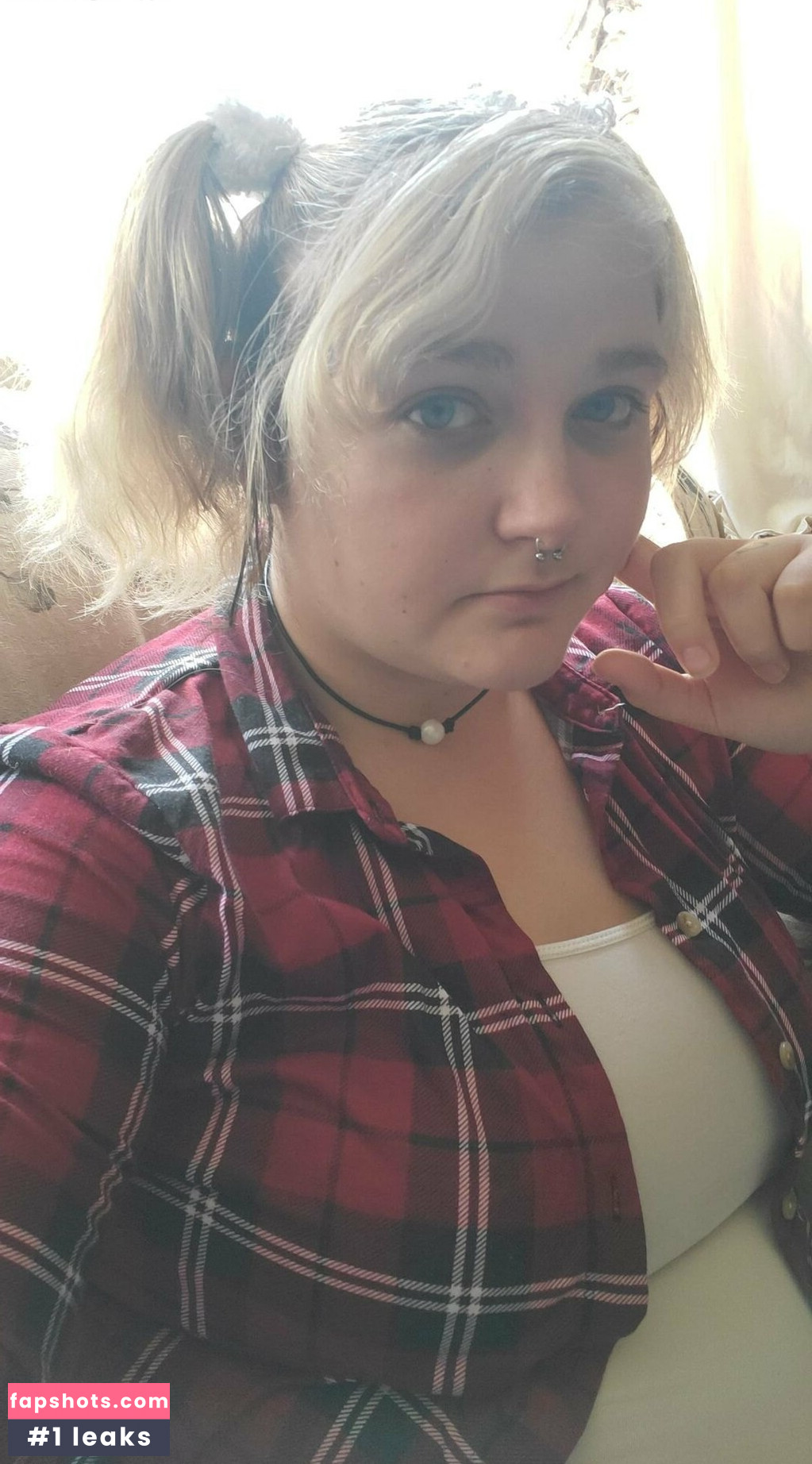 katiebugkitty122 gallery photo #23