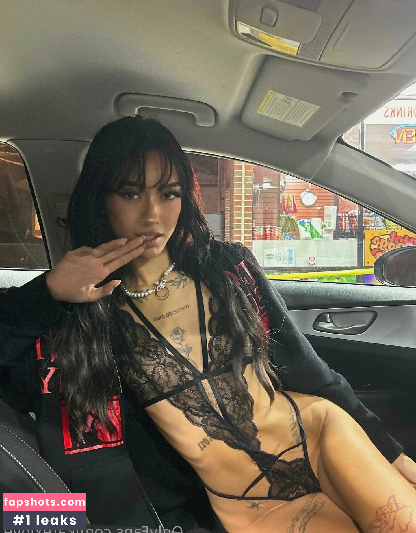 katiecai gallery photo #29