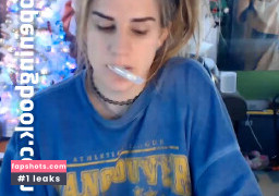 Katiecutie nude babe gallery